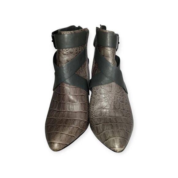 BCBGENERATIONS JEZEBELL GRAY CROC EMBOSSED BOOTIES SZ.6.5 GUC. - Picture 2 of 8